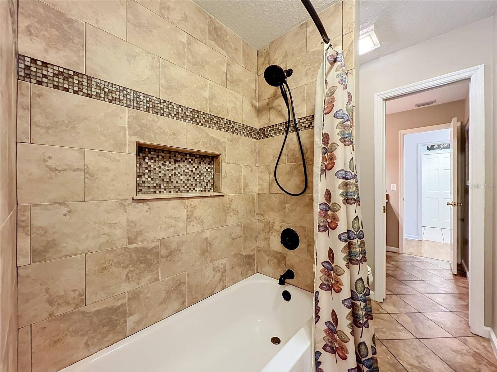 324 REMINGTON DRIVE, Oviedo, FL 32765 Bathroom 2 - bath / shower combo