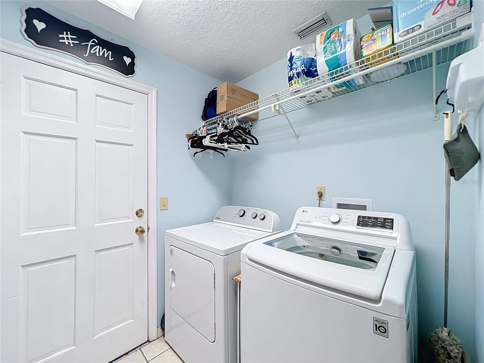 324 REMINGTON DRIVE, Oviedo, FL 32765 324 REMINGTON DRIVE, Oviedo, FL 32765