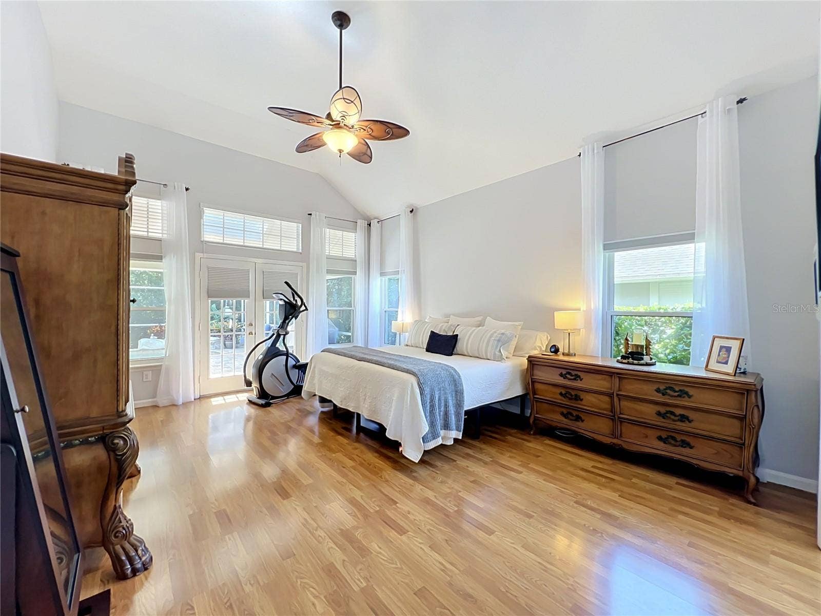 324 REMINGTON DRIVE, Oviedo, FL 32765 324 REMINGTON DRIVE, Oviedo, FL 32765