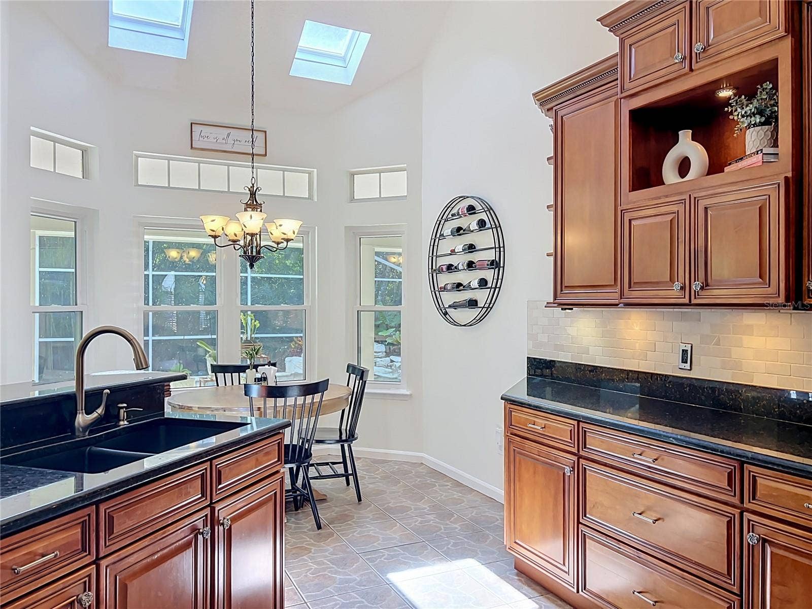 324 REMINGTON DRIVE, Oviedo, FL 32765 324 REMINGTON DRIVE, Oviedo, FL 32765
