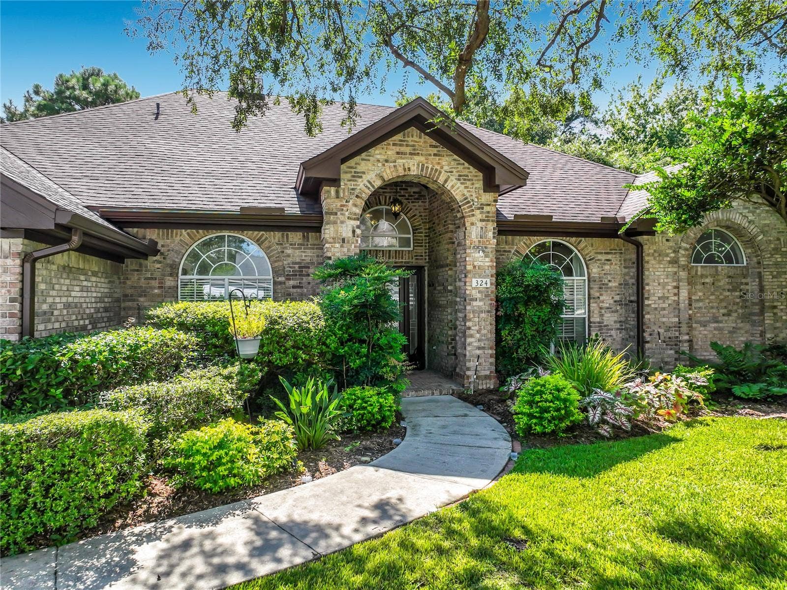324 REMINGTON DRIVE, Oviedo, FL 32765 324 REMINGTON DRIVE, Oviedo, FL 32765