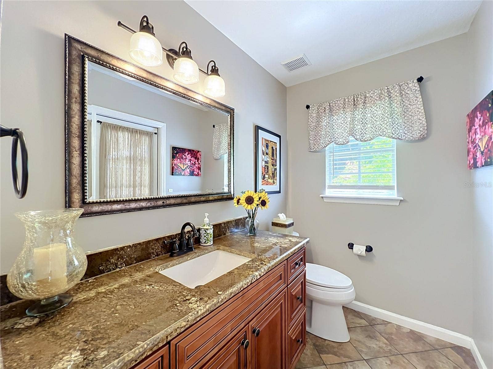 324 REMINGTON DRIVE, Oviedo, FL 32765 Pool Bath