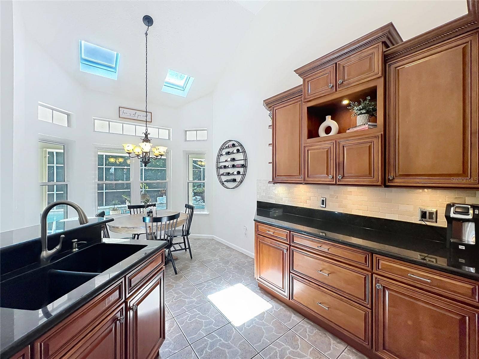 324 REMINGTON DRIVE, Oviedo, FL 32765 324 REMINGTON DRIVE, Oviedo, FL 32765