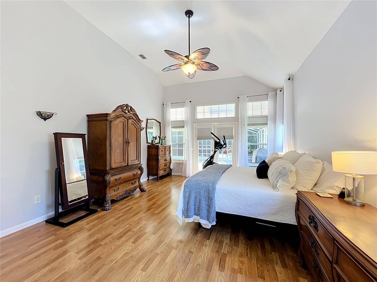 324 REMINGTON DRIVE, Oviedo, FL 32765 324 REMINGTON DRIVE, Oviedo, FL 32765