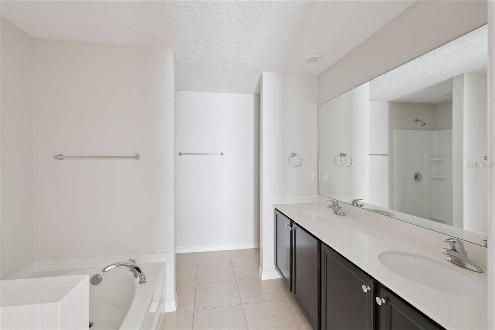 1602 ORNE STREET, Mascotte, FL 34753