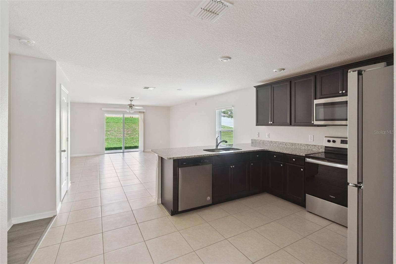 1602 ORNE STREET, Mascotte, FL 34753
