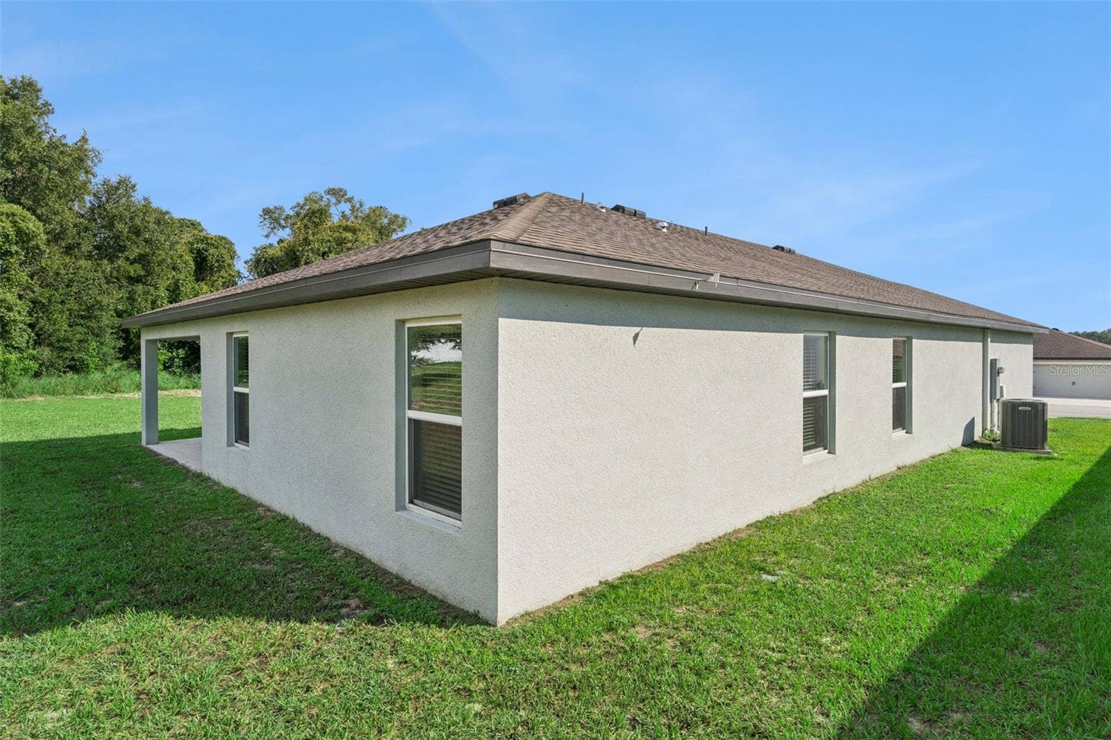 1602 ORNE STREET, Mascotte, FL 34753