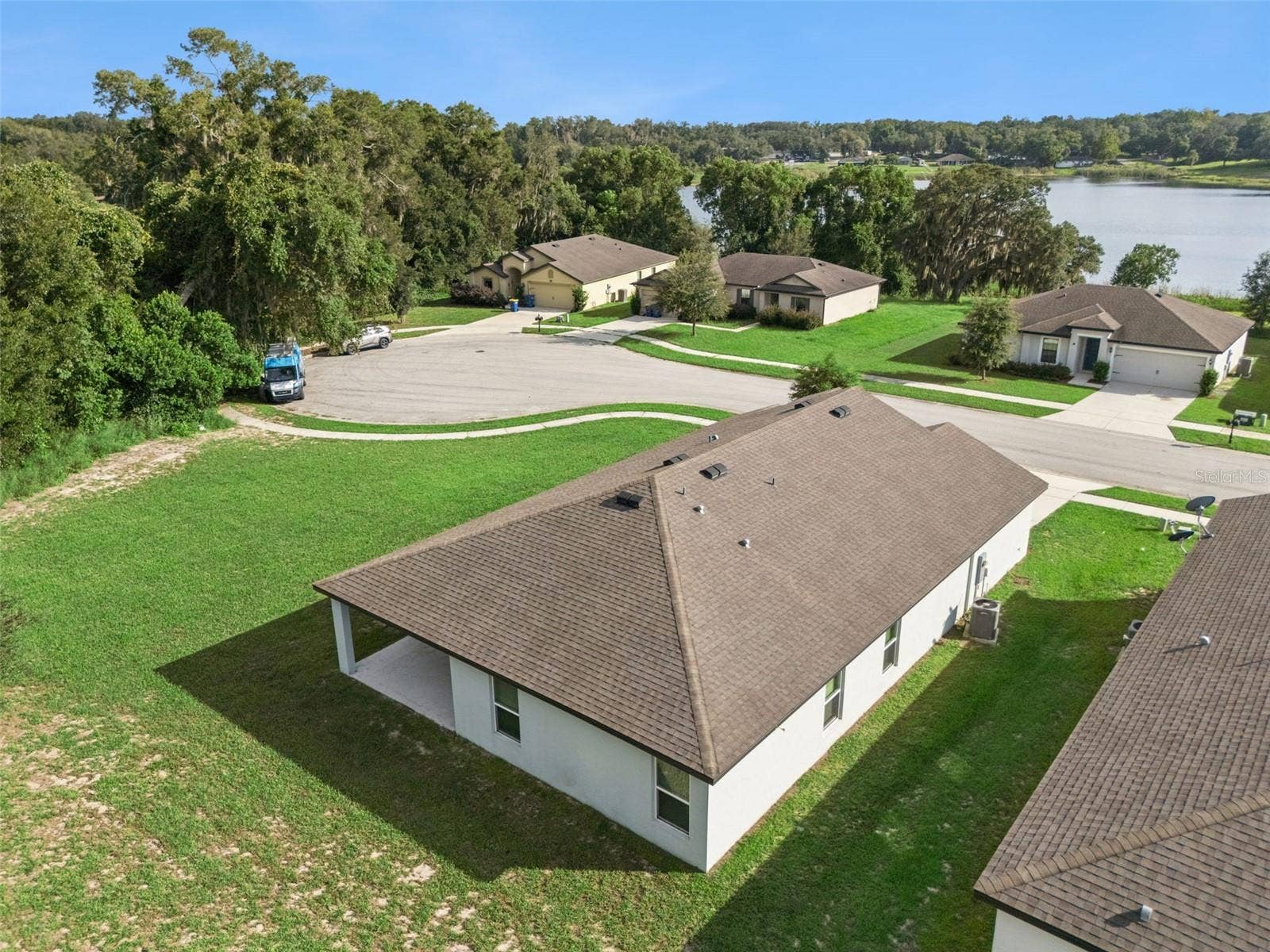 1602 ORNE STREET, Mascotte, FL 34753