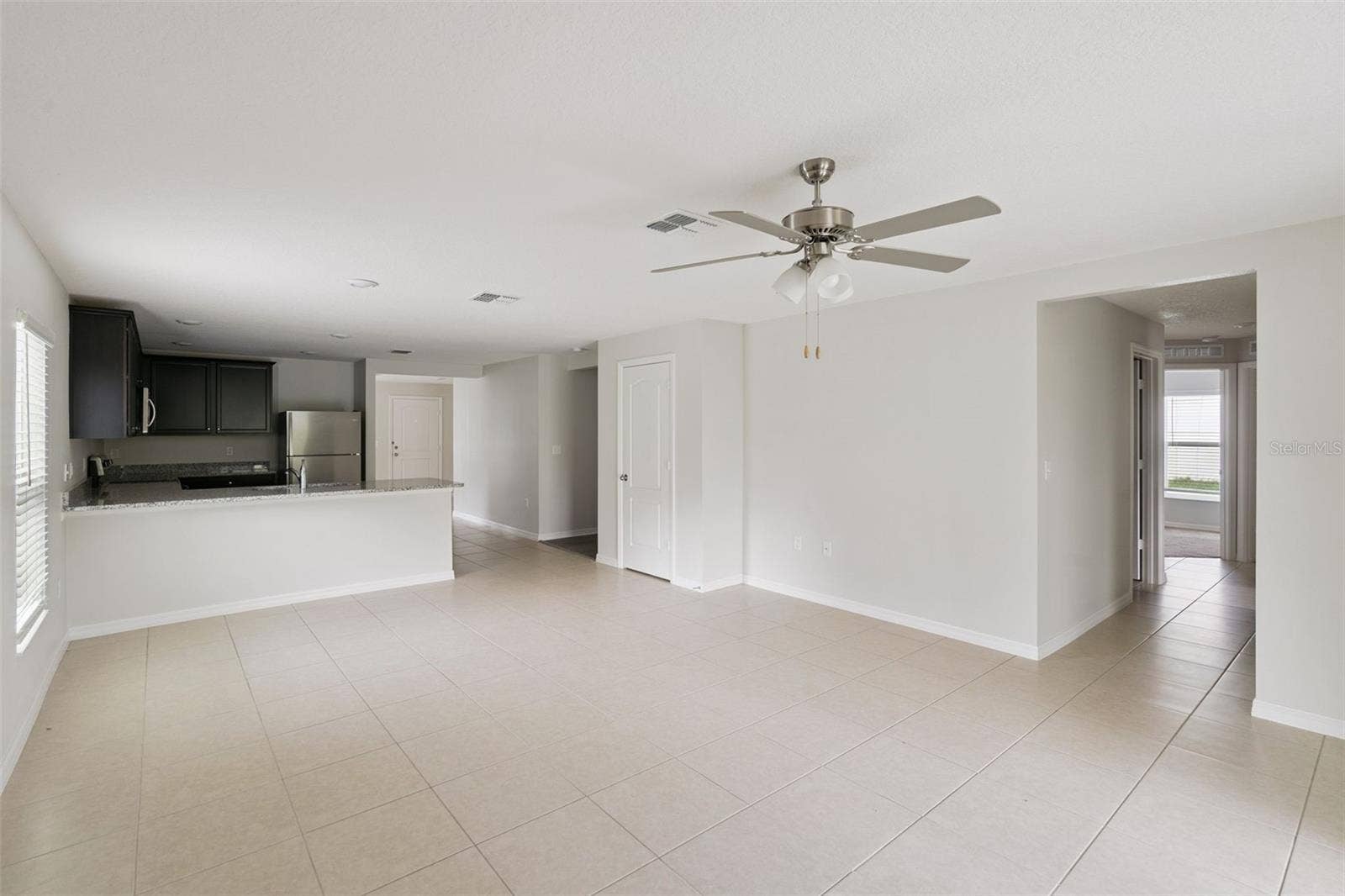 1602 ORNE STREET, Mascotte, FL 34753