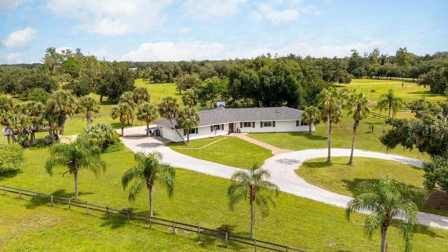 Property photo for 5240 MYAKKA VALLEY TRAIL, Sarasota, FL