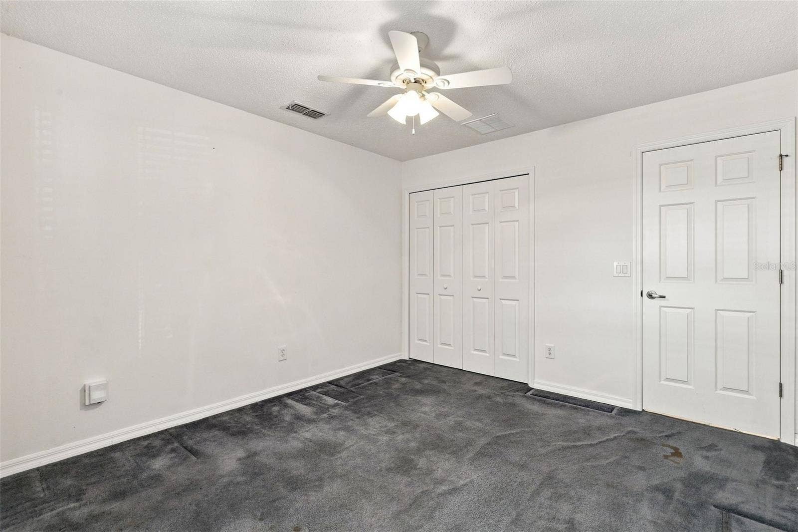 1490 BENT OAKS BOULEVARD, Deland, FL 32724 1490 BENT OAKS BOULEVARD, Deland, FL 32724