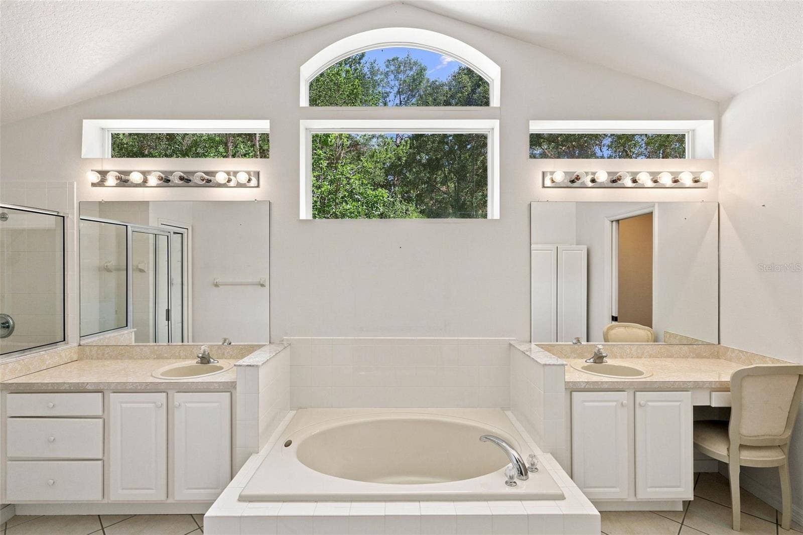 1490 BENT OAKS BOULEVARD, Deland, FL 32724 1490 BENT OAKS BOULEVARD, Deland, FL 32724