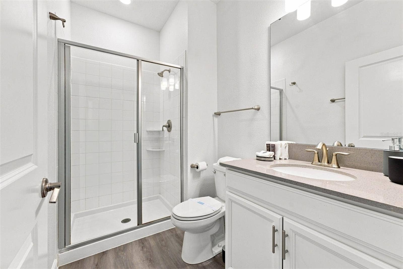 880 PEBBLE BEACH DRIVE, Davenport, FL 33896 880 PEBBLE BEACH DRIVE, Davenport, FL 33896