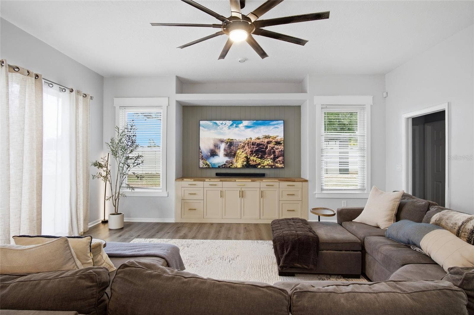 16548 ARROWHEAD TRAIL, Clermont, FL 34711 16548 ARROWHEAD TRAIL, Clermont, FL 34711