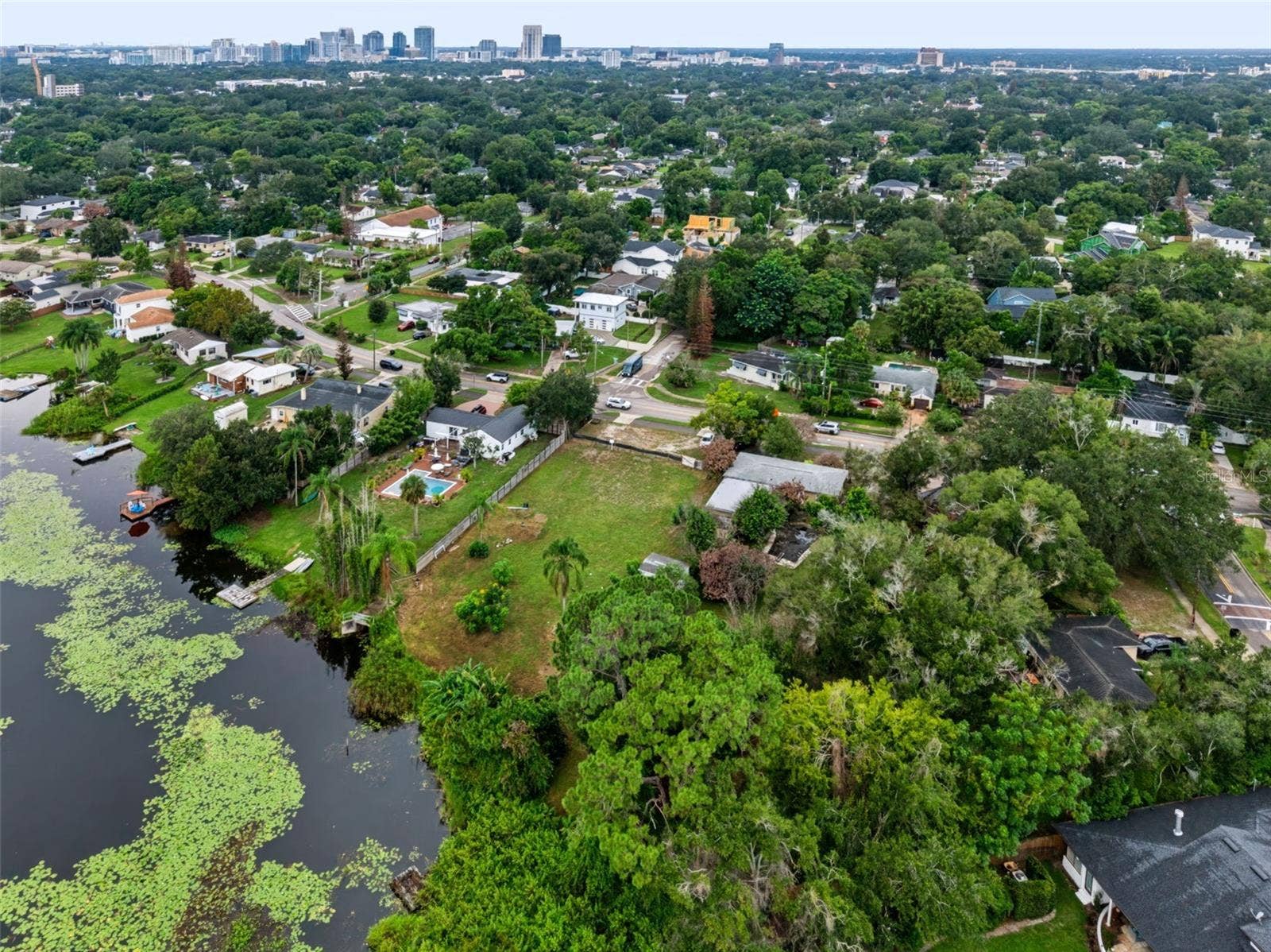 1111 N BUMBY AVENUE, Orlando, FL 32803 1111 N BUMBY AVENUE, Orlando, FL 32803