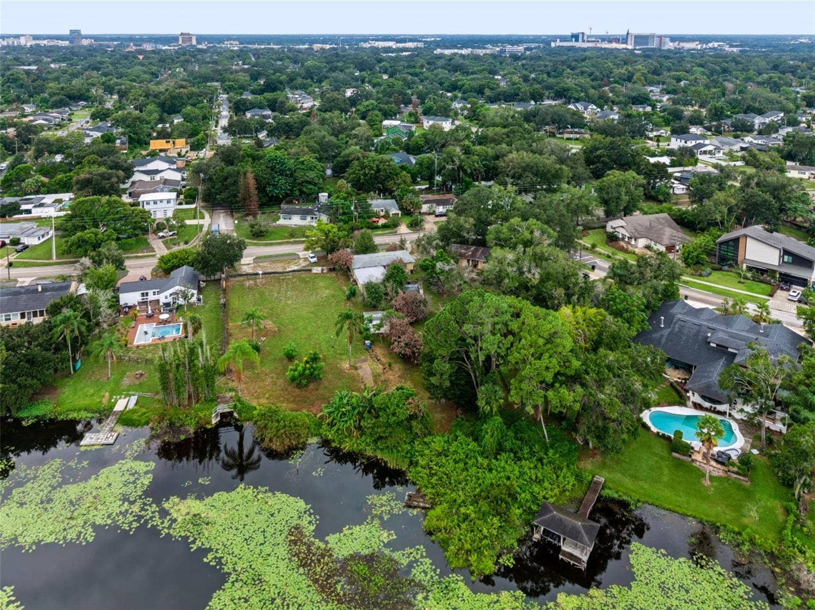 1111 N BUMBY AVENUE, Orlando, FL 32803 1111 N BUMBY AVENUE, Orlando, FL 32803