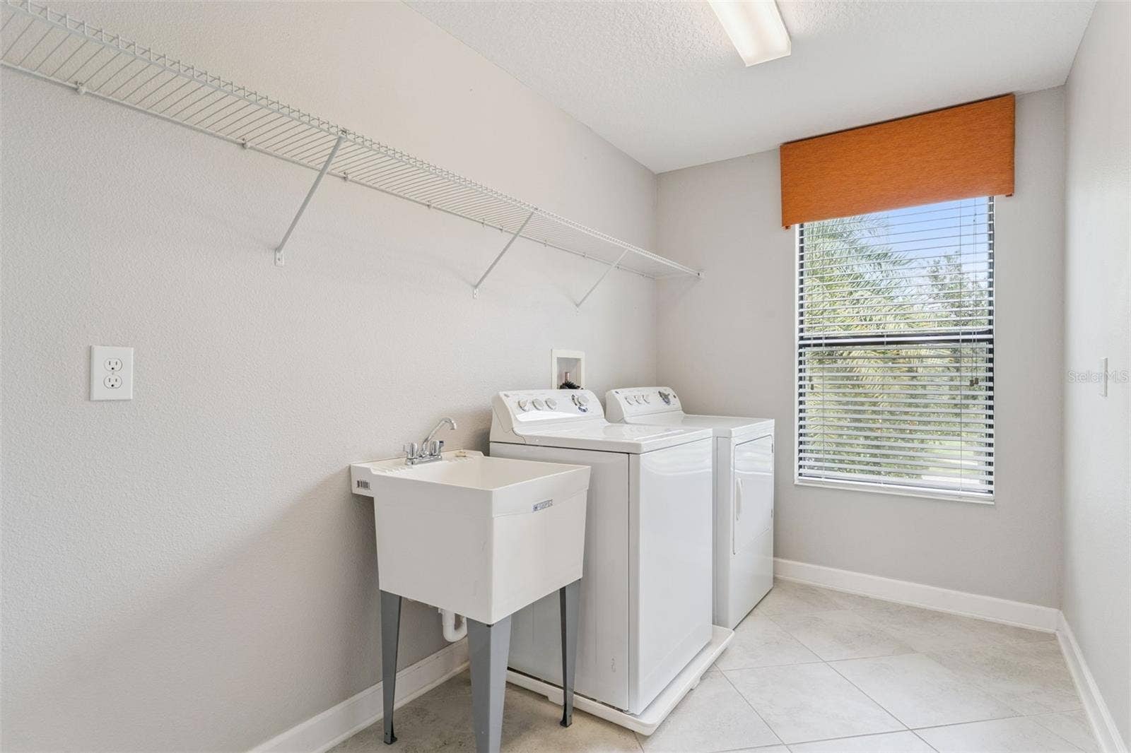 8001 POND APPLE DRIVE, Winter Garden, FL 34787 Laundry is upstairs with direct access to owners suite too