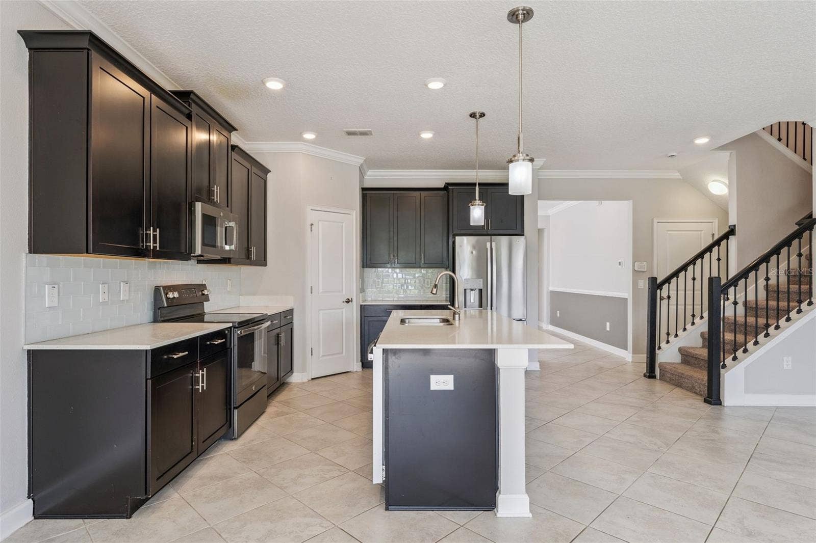 8001 POND APPLE DRIVE, Winter Garden, FL 34787 8001 POND APPLE DRIVE, Winter Garden, FL 34787