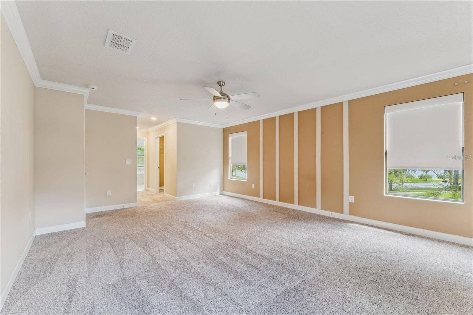 8001 POND APPLE DRIVE, Winter Garden, FL 34787 Plenty of space here.