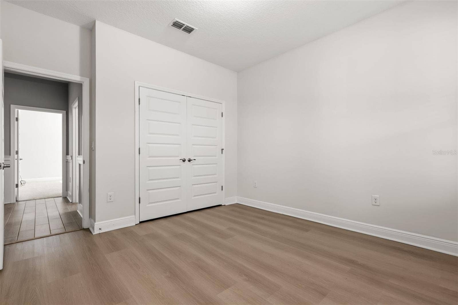 15526 MANGO ISLE STREET, Winter Garden, FL 34787 15526 MANGO ISLE STREET, Winter Garden, FL 34787