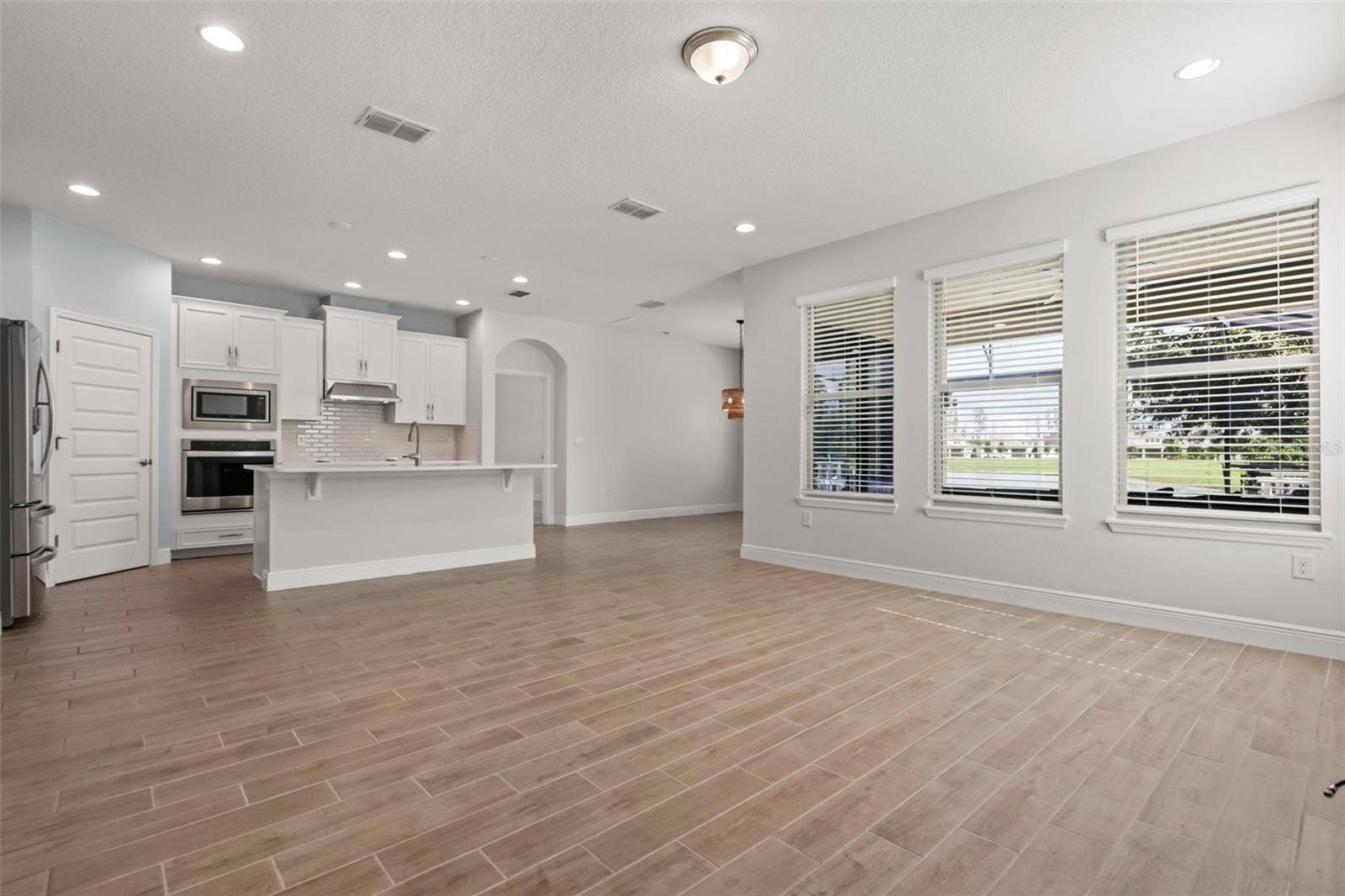 15526 MANGO ISLE STREET, Winter Garden, FL 34787 15526 MANGO ISLE STREET, Winter Garden, FL 34787