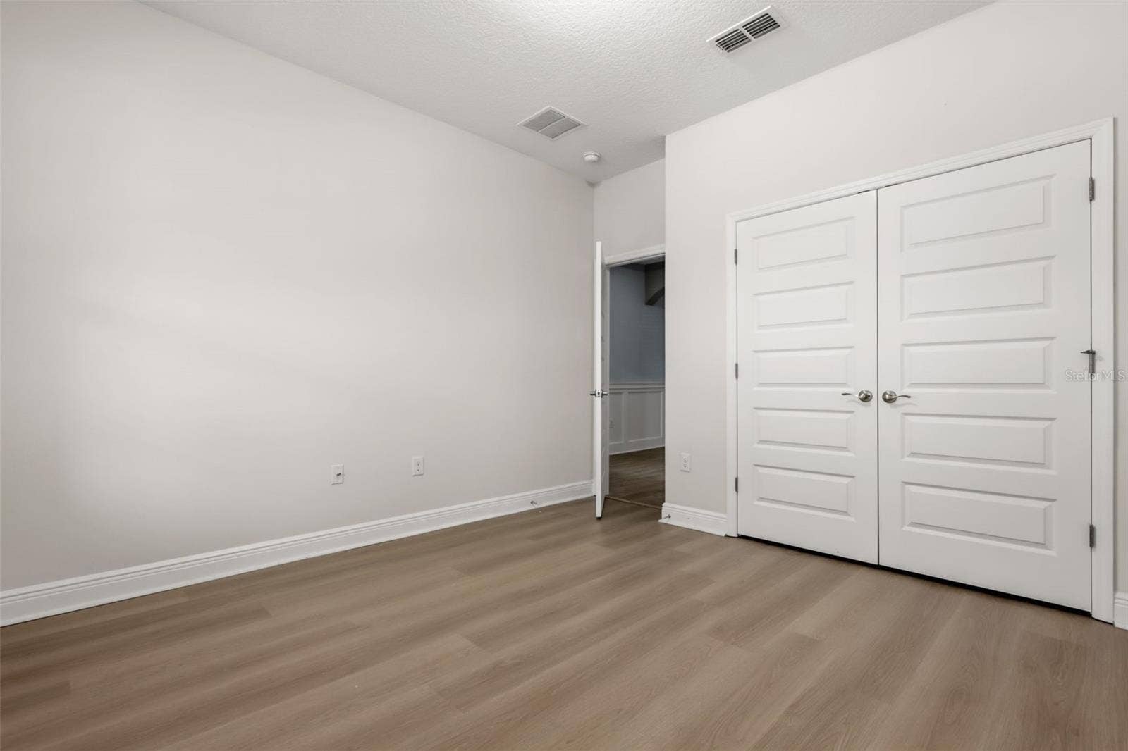 15526 MANGO ISLE STREET, Winter Garden, FL 34787 15526 MANGO ISLE STREET, Winter Garden, FL 34787