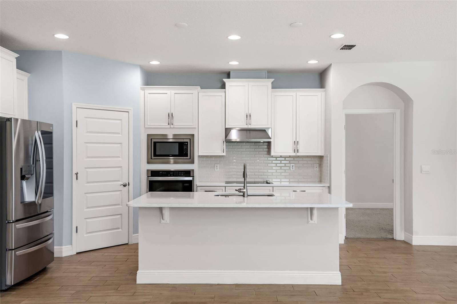 15526 MANGO ISLE STREET, Winter Garden, FL 34787 15526 MANGO ISLE STREET, Winter Garden, FL 34787