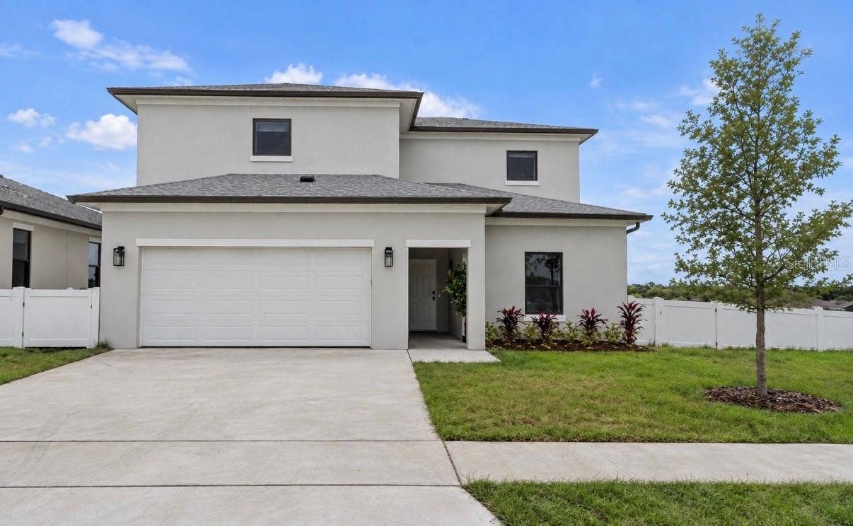 6471 CHORUS DRIVE, Mascotte, FL 34753