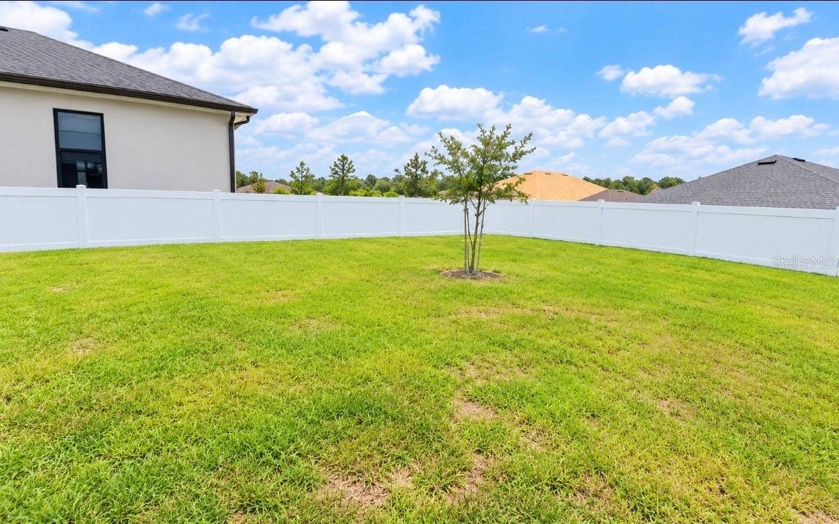 6471 CHORUS DRIVE, Mascotte, FL 34753