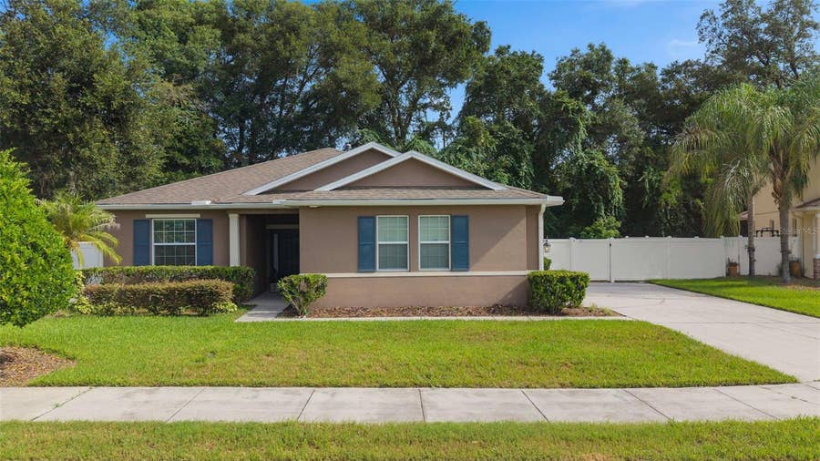 Property photo for 1007 FLAGSTONE COURT, Apopka, FL