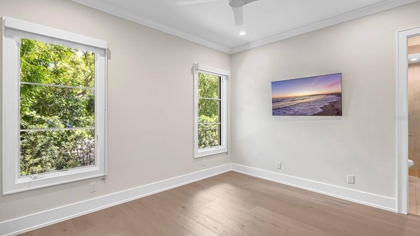 901 GOLFVIEW TERRACE, Winter Park, FL 32789 Bedroom 2 Suite - First Floor