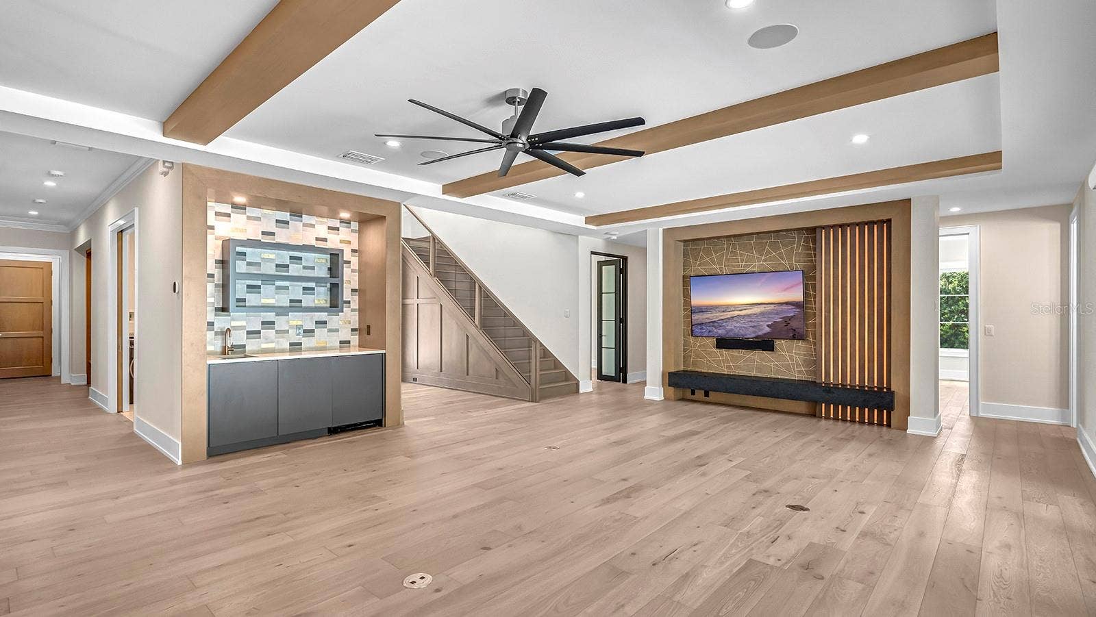 901 GOLFVIEW TERRACE, Winter Park, FL 32789 Great Room with Wet Bar
