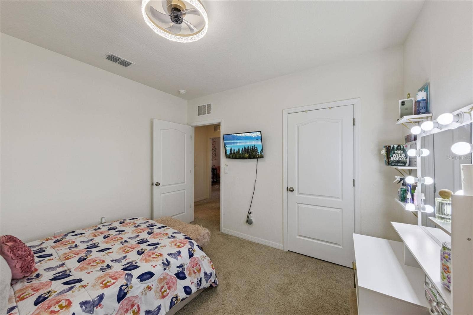 3676 SUNGROVE CIRCLE, Sanford, FL 32771 3676 SUNGROVE CIRCLE, Sanford, FL 32771