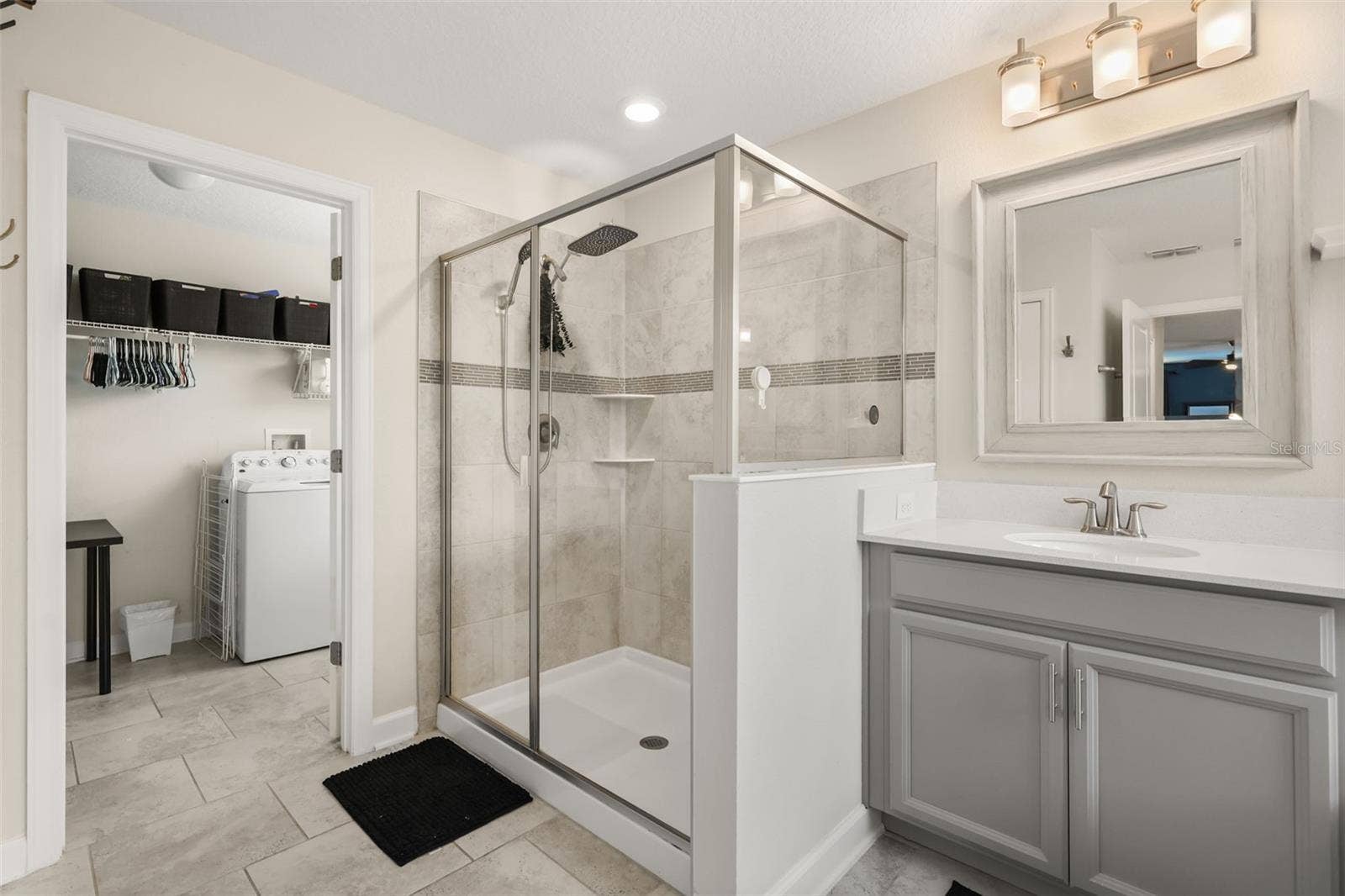 512 WESTCHESTER COURT, Davenport, FL 33837 Primary bathroom
