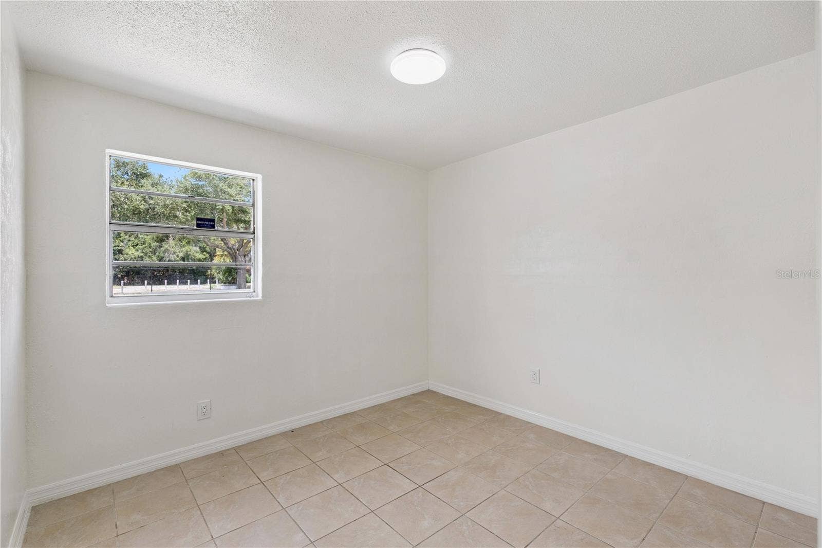 875 LOOMIS AVENUE, Daytona Beach, FL 32114 Bedroom 1