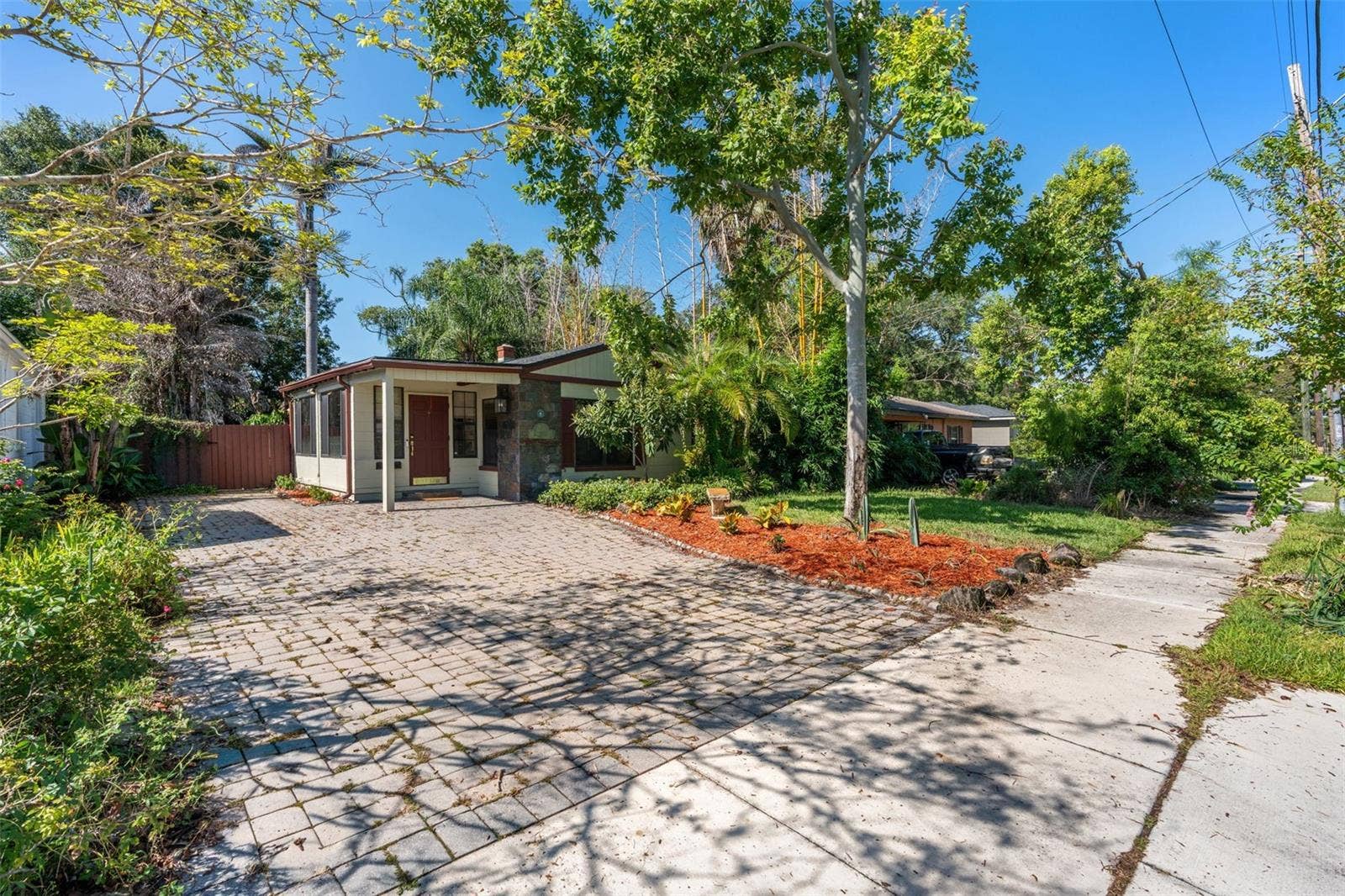 1710 OREGON STREET, Orlando, FL 32803 1710 OREGON STREET, Orlando, FL 32803