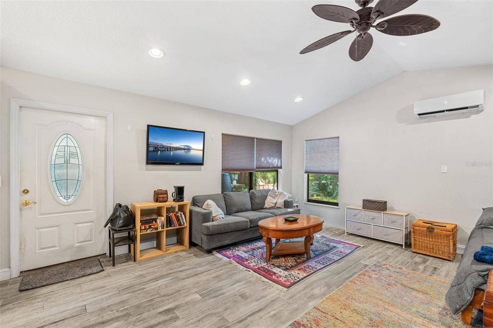 1710 OREGON STREET, Orlando, FL 32803 1710 OREGON STREET, Orlando, FL 32803