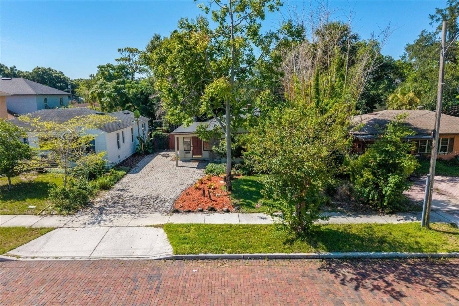 1710 OREGON STREET, Orlando, FL 32803 1710 OREGON STREET, Orlando, FL 32803