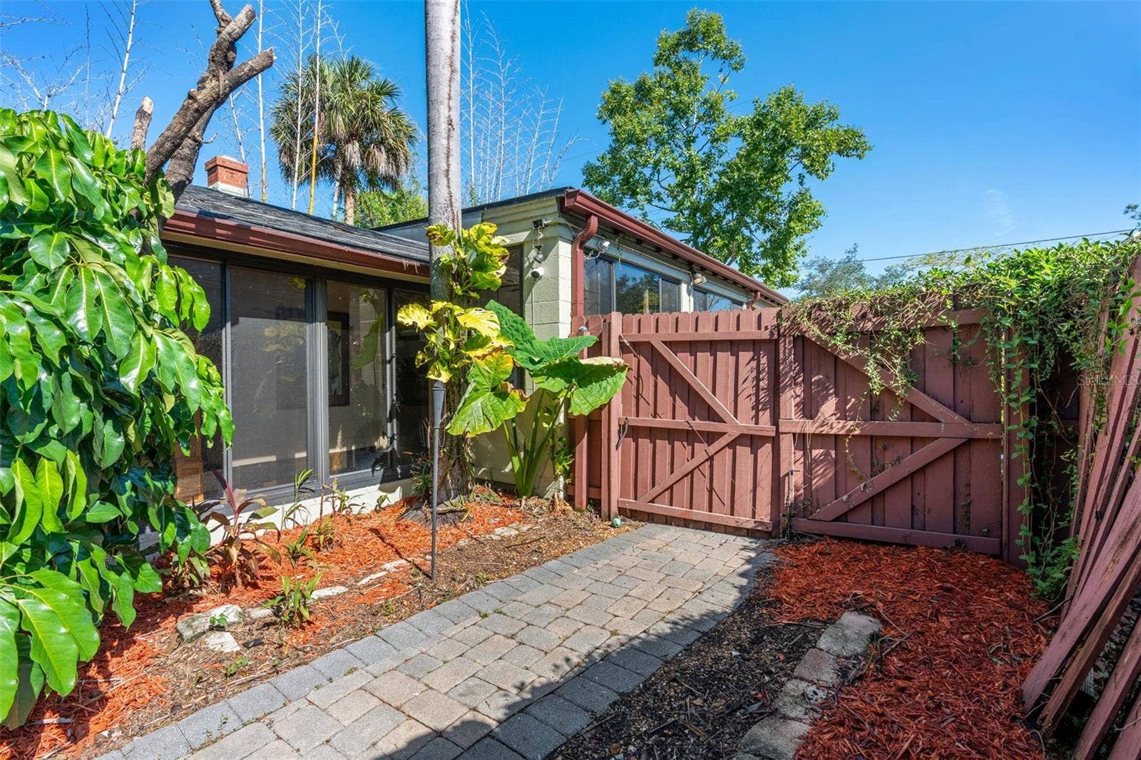 1710 OREGON STREET, Orlando, FL 32803 1710 OREGON STREET, Orlando, FL 32803