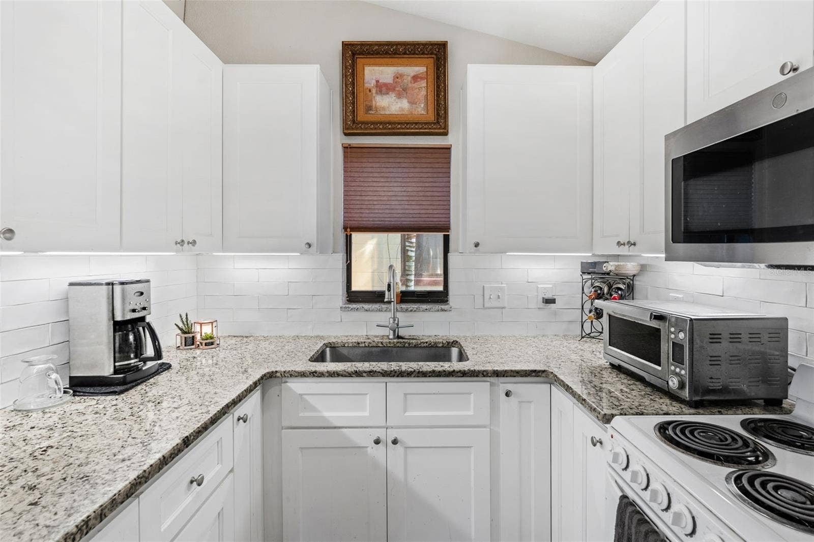 1710 OREGON STREET, Orlando, FL 32803 1710 OREGON STREET, Orlando, FL 32803