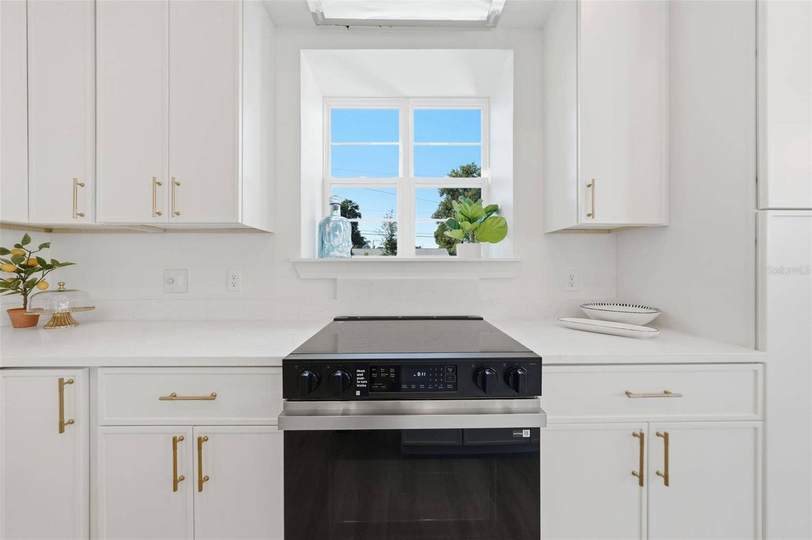 1603 BRYN MAWR STREET, Orlando, FL 32804 1603 BRYN MAWR STREET, Orlando, FL 32804
