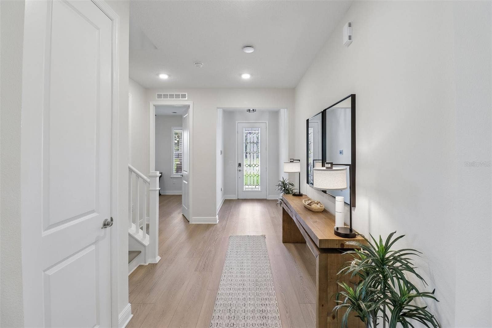 2985 WATER CLOVER COURT, Apopka, FL 32712 **WELCOME HOME**