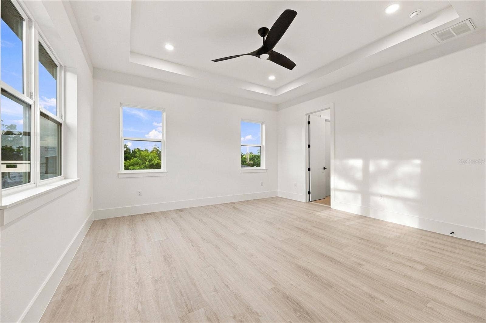 731 42ND STREET, Sarasota, FL 34234 731 42ND STREET, Sarasota, FL 34234
