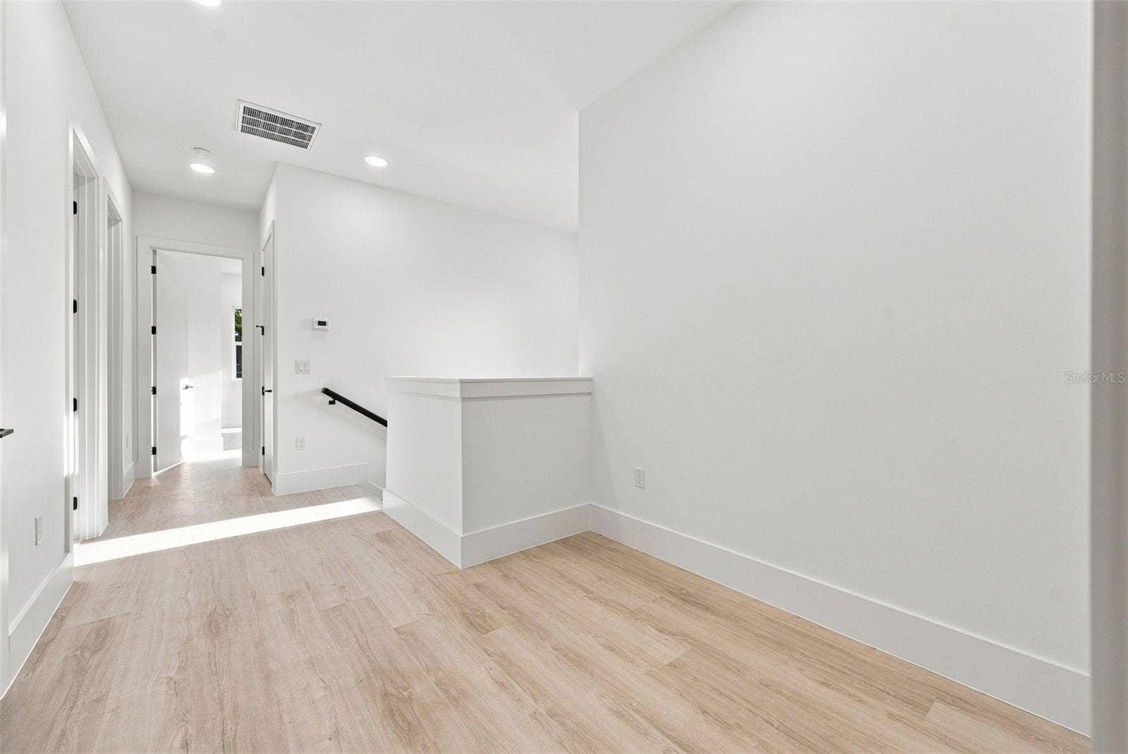731 42ND STREET, Sarasota, FL 34234 731 42ND STREET, Sarasota, FL 34234