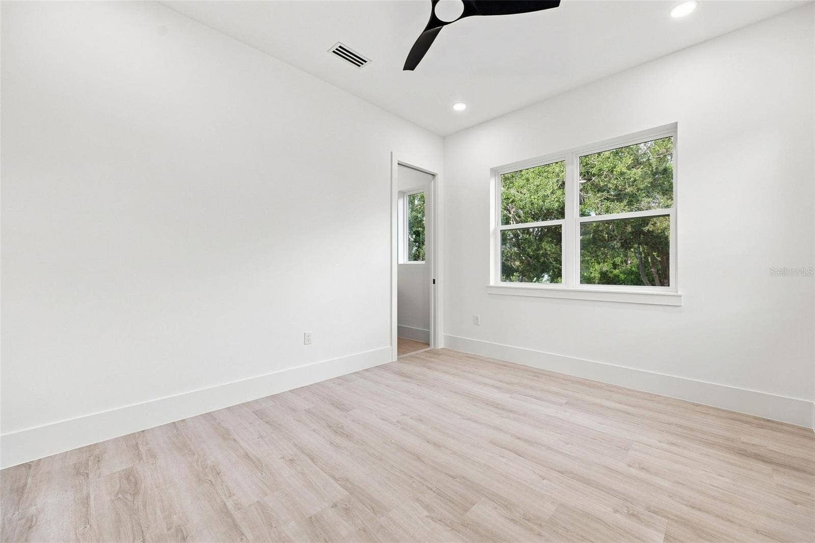 731 42ND STREET, Sarasota, FL 34234 731 42ND STREET, Sarasota, FL 34234
