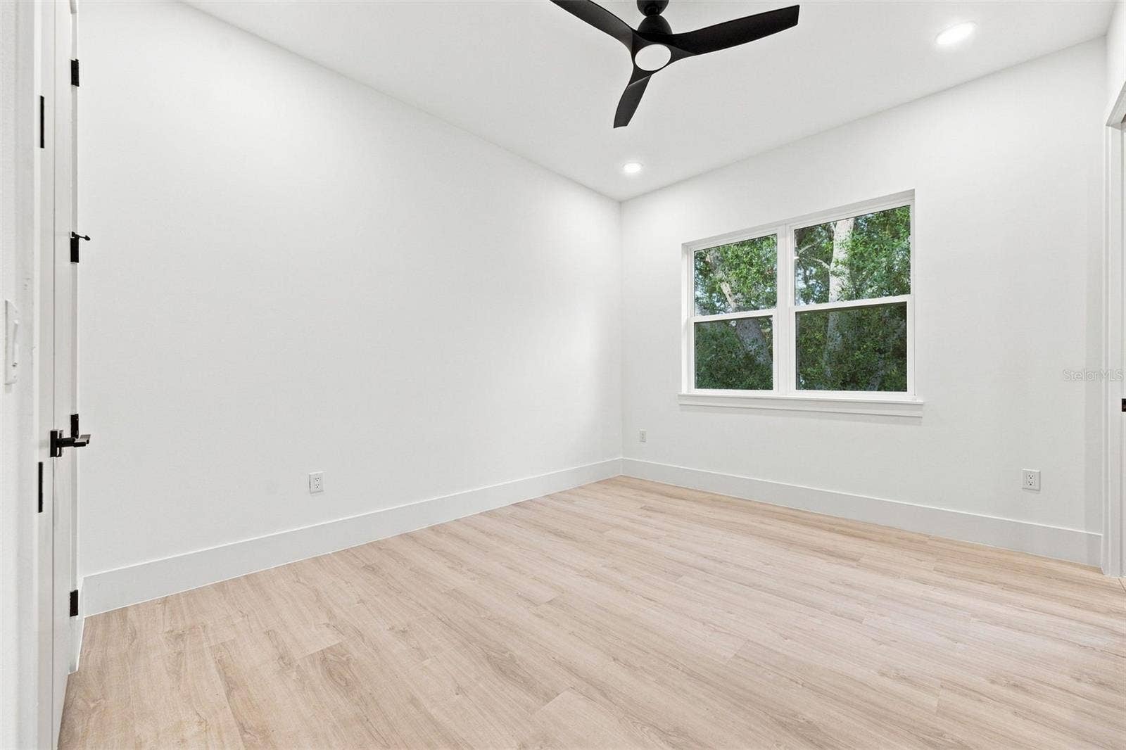 731 42ND STREET, Sarasota, FL 34234 731 42ND STREET, Sarasota, FL 34234