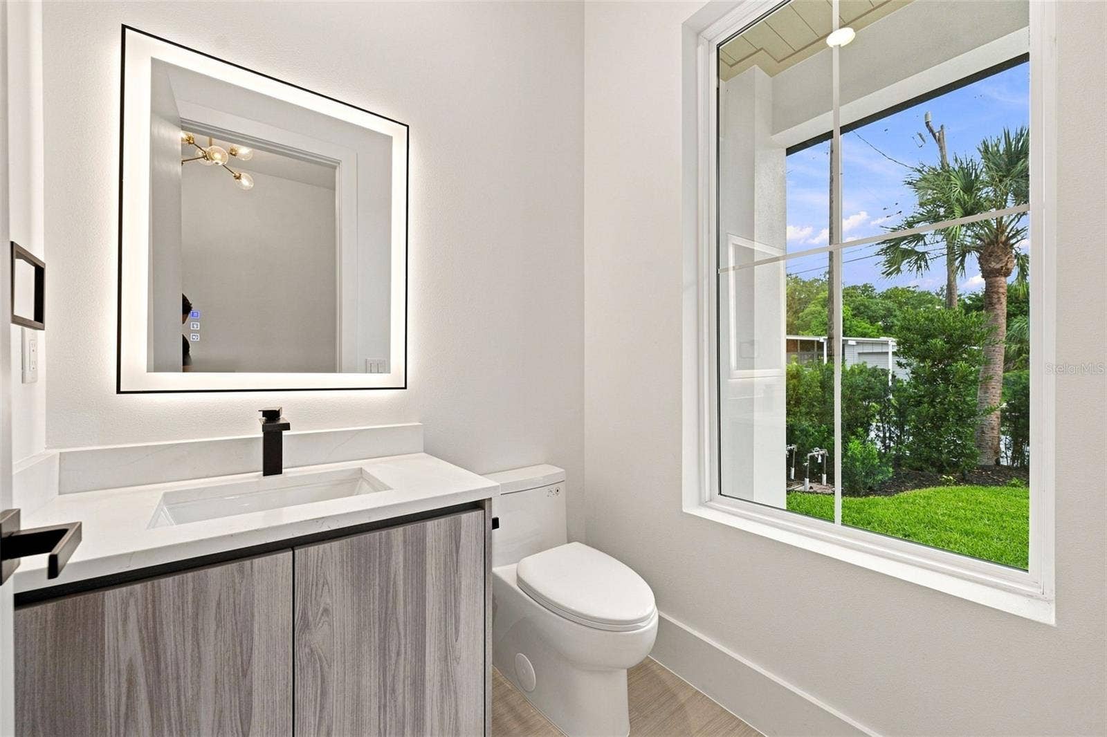 731 42ND STREET, Sarasota, FL 34234 731 42ND STREET, Sarasota, FL 34234