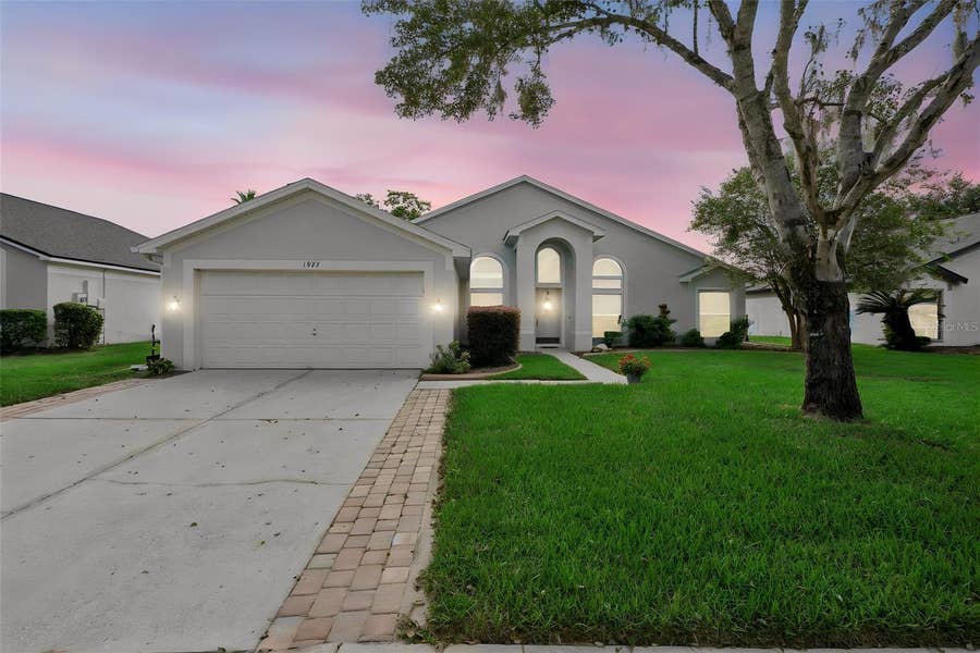 Property photo for 1927 MAGIES COURT, Oviedo, FL
