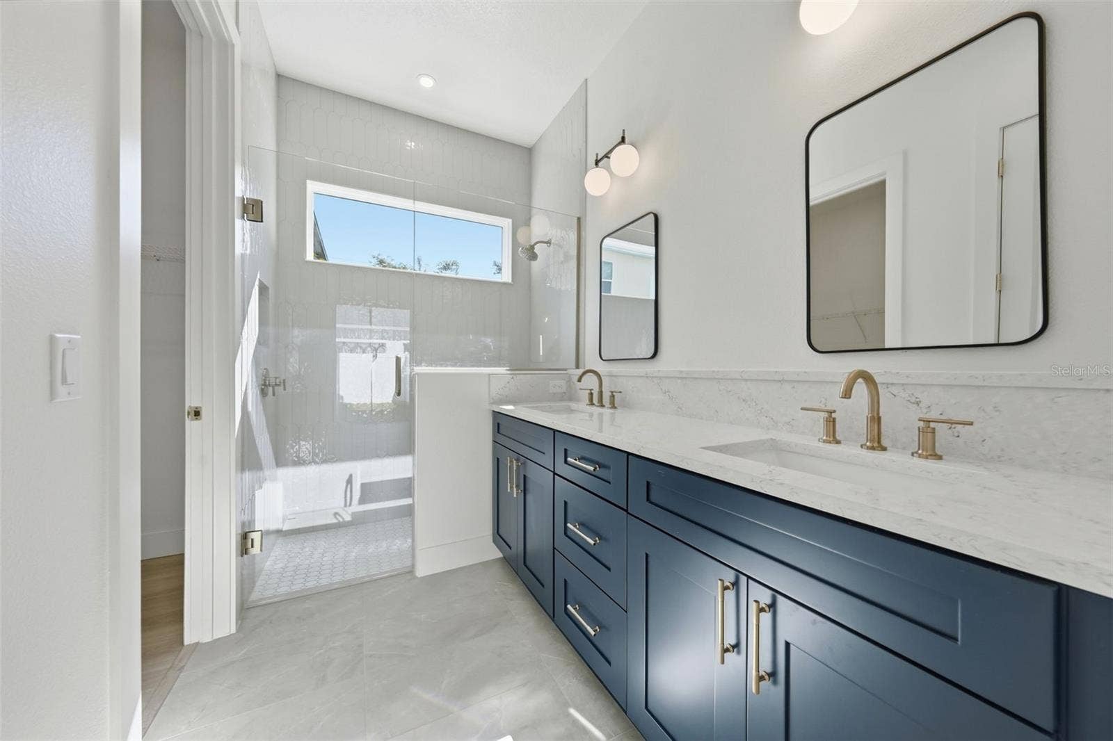 1510 WILSON AVENUE, Orlando, FL 32804 Primary Bathroom
