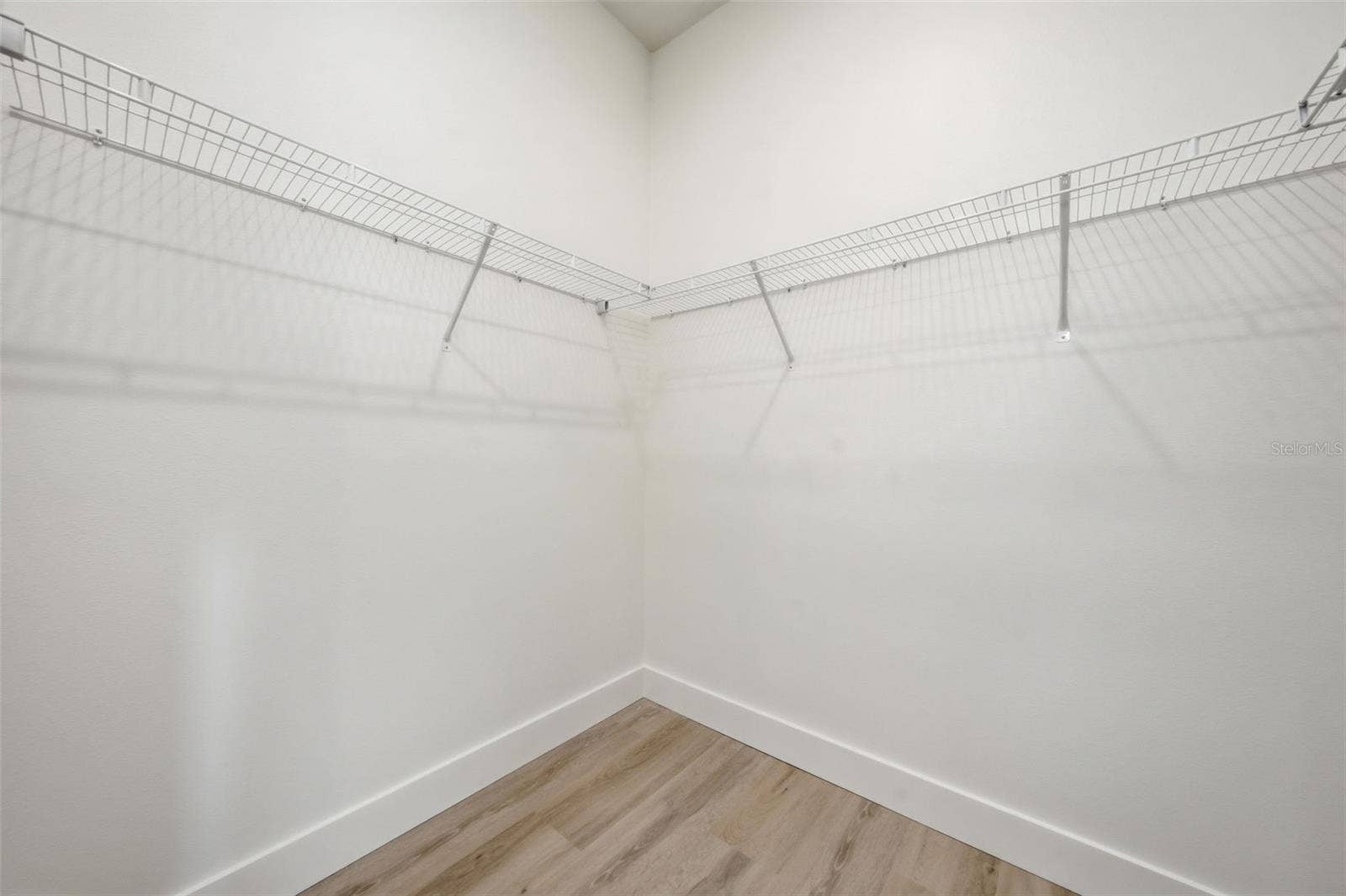 1514 WILSON AVENUE, Orlando, FL 32804 Primary Closet